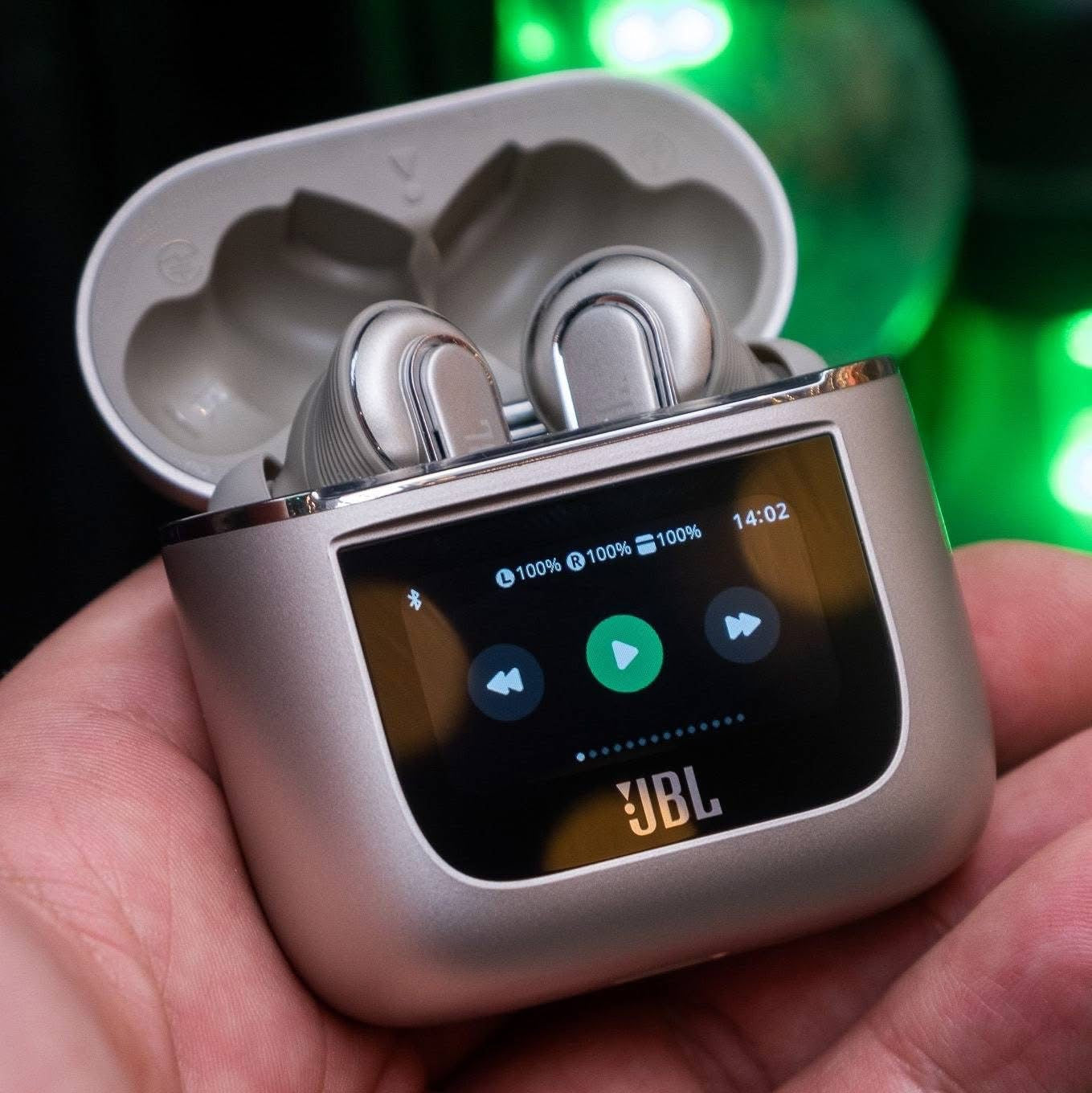 JBL tour pro 2 à 10.000